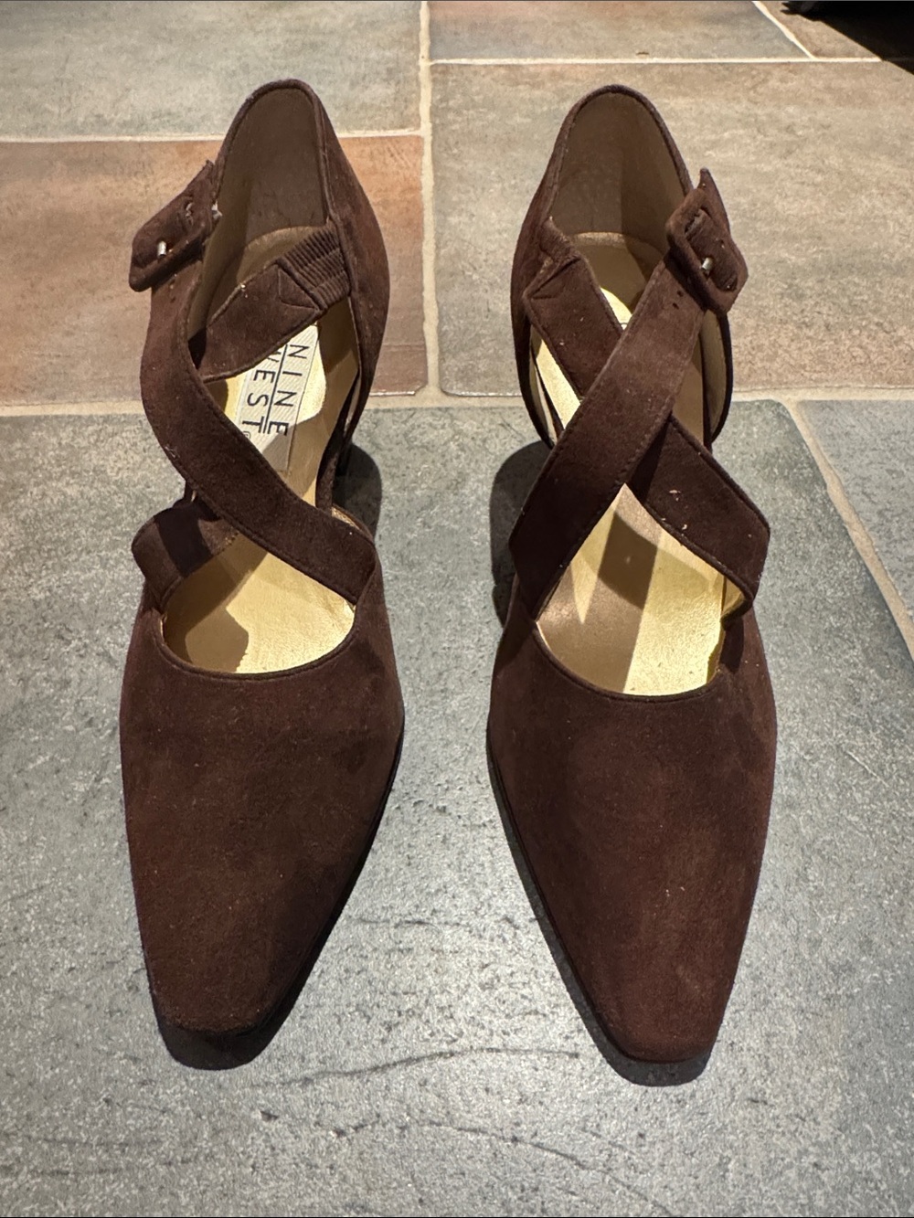 Vintage Nine West Dark Brown Suede Crisscross Strap Pumps sz 8